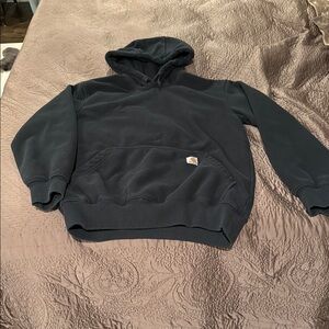 Carhartt Black Pullover Hoodie with Kangaroo Pocket and Relaxed Fit